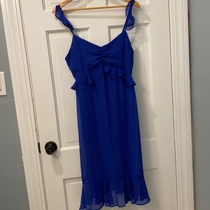 Lulu’s blue midi dress